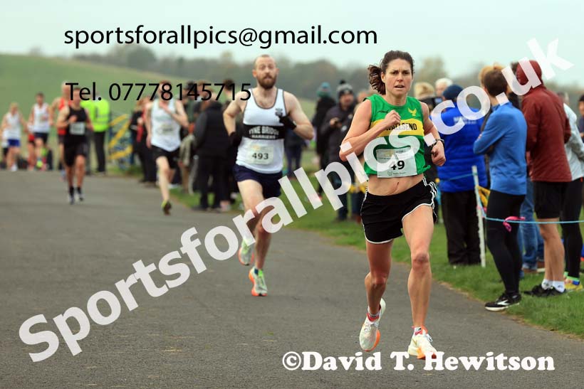 Senior Mens and Womens 2024 Heaton Memorial 10k Road Race, Newcastle Town Moor, Newcastle.   Photo: David T. Hewitson/Sports for All Pics